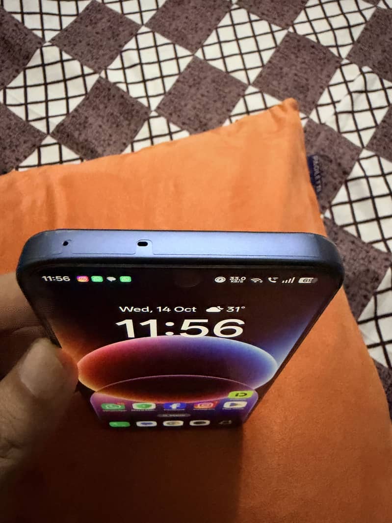 OPPO A6s pro 4