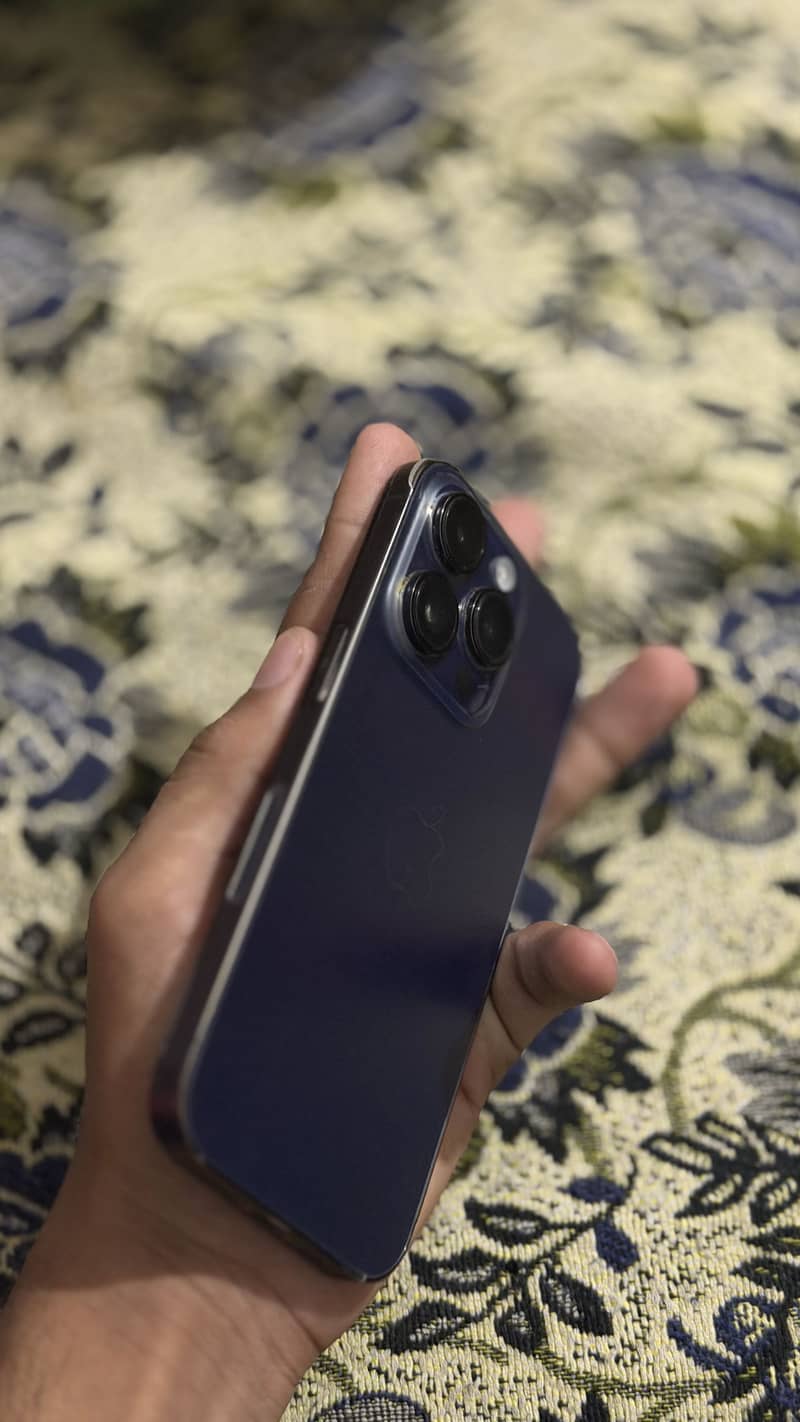 Apple iPhone 14 Pro 3