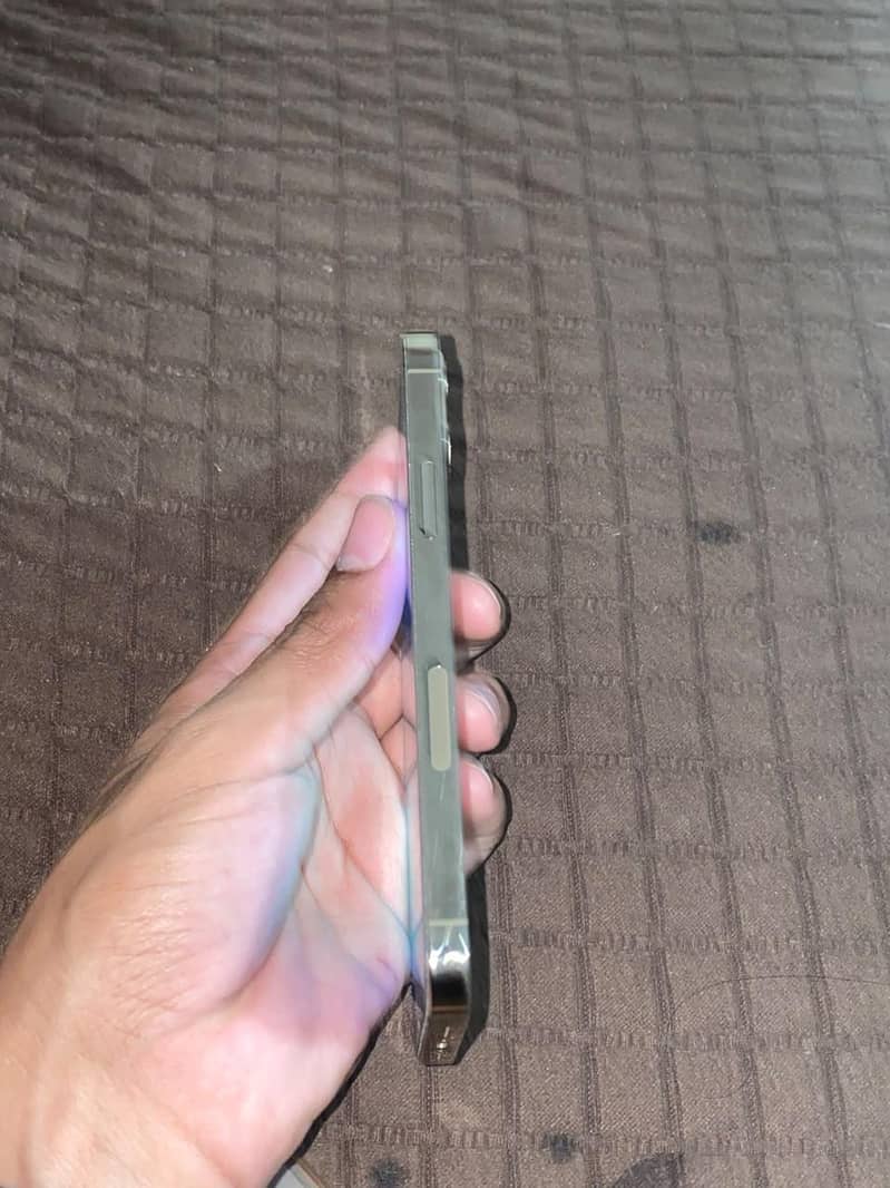 Apple iPhone 12 Pro 7