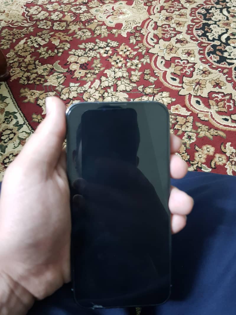 Apple iPhone 13 Pro 4