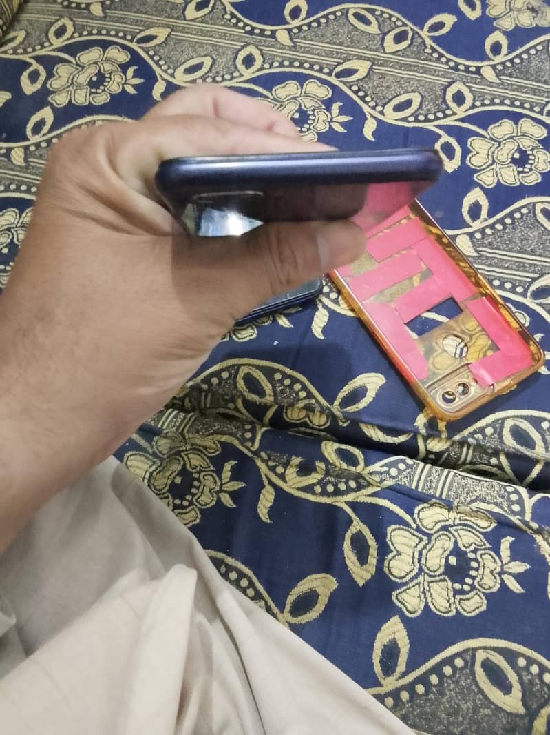 OPPO A3s 2