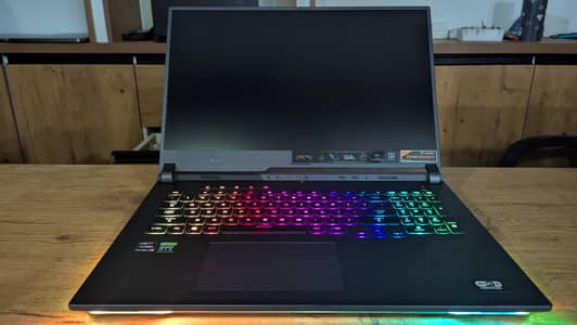 Asus ROG strix G17 Ryzen 9 5900HX 16/1tb RTX 3070 8gb