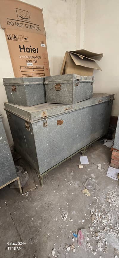 Petti for Sale with 2 trunk