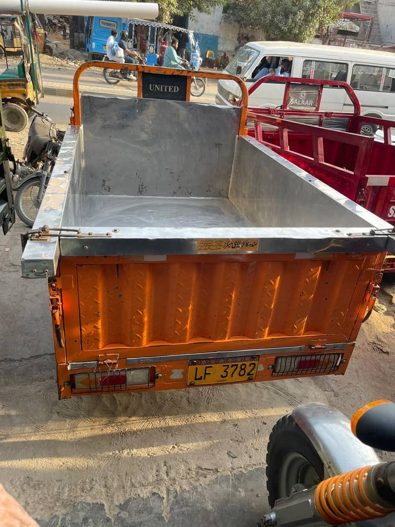 Loader rickshaw United 150cc 3