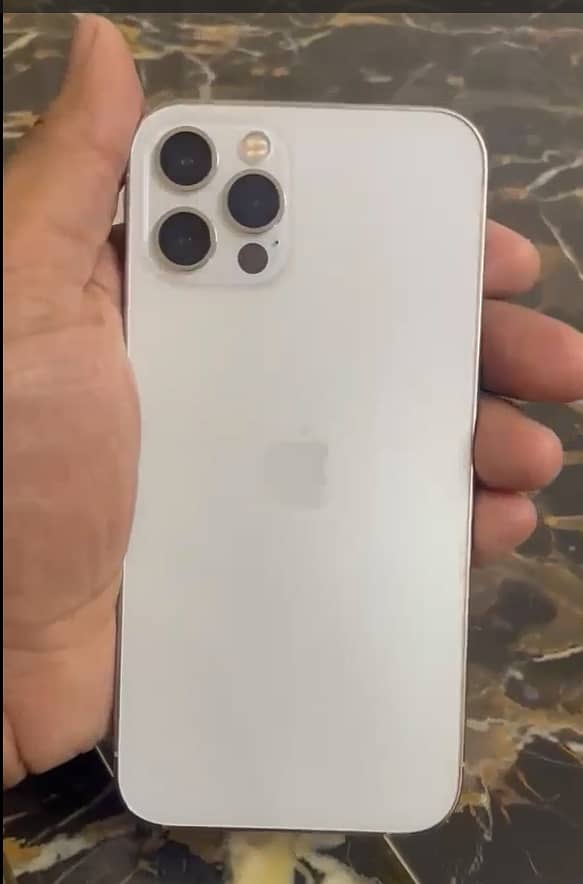 Apple iPhone 12 Pro 0