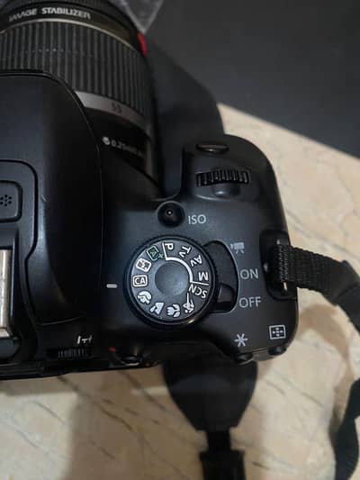 DSLR camera CANON 700D