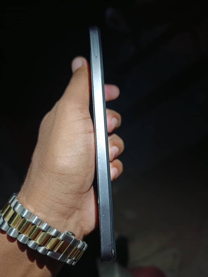 Realme Note 60x 4