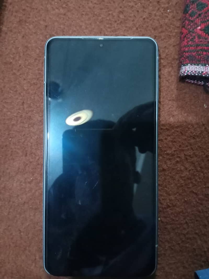 Aquos r7 1