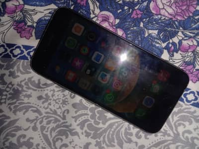 Apple iPhone 8