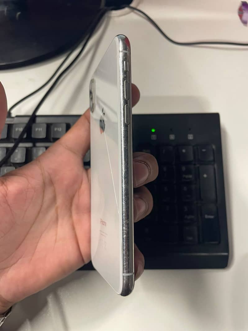 Apple iPhone X 1