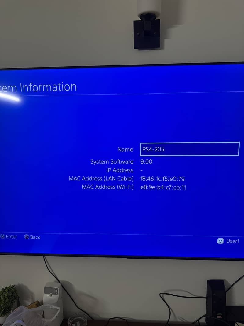 PS4 Slim 1