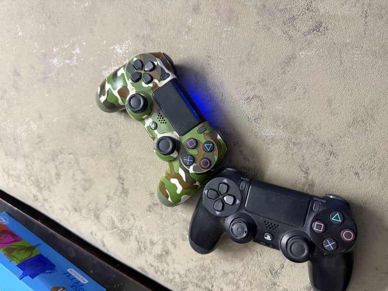 PS4 Slim 3