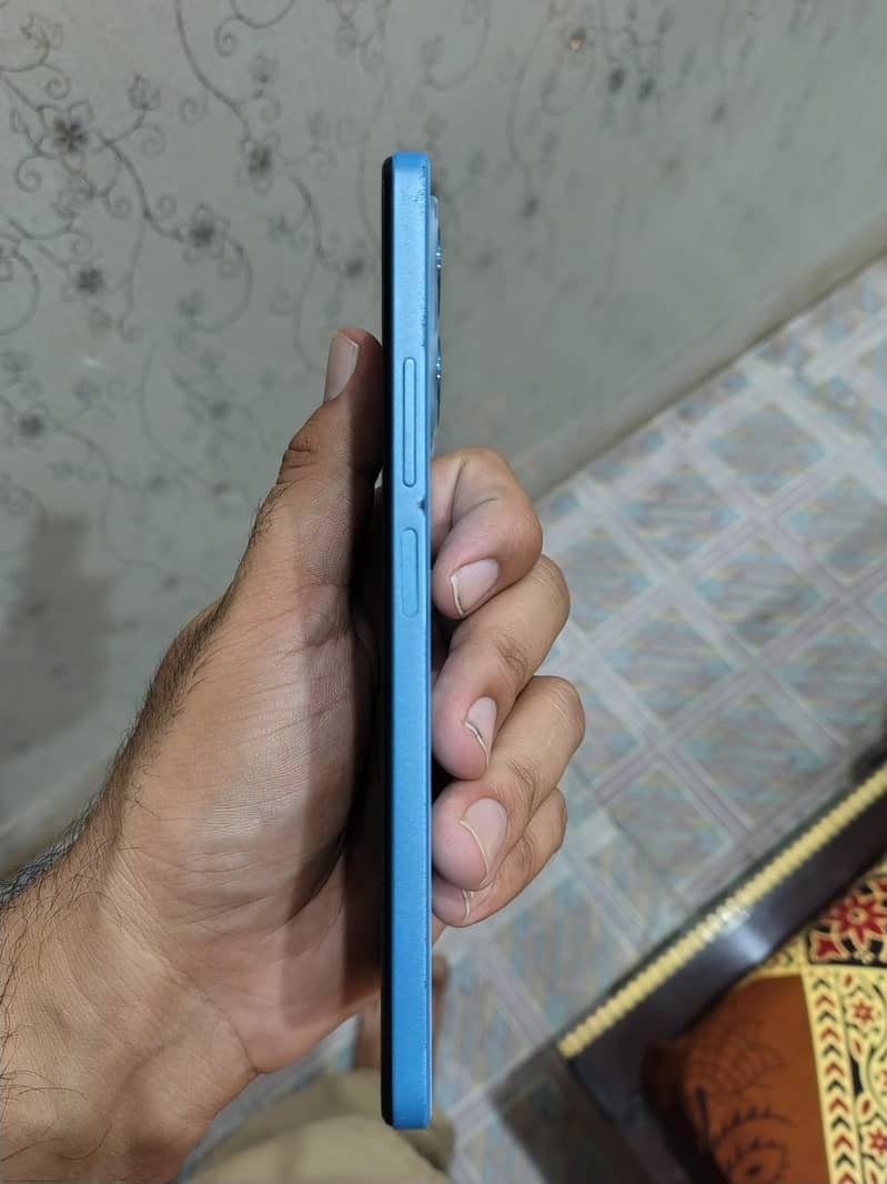 Xiaomi Redmi note 12 2