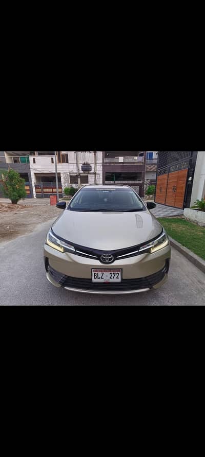 Toyota Altis Grande 2018 Dorado Gold for Sale