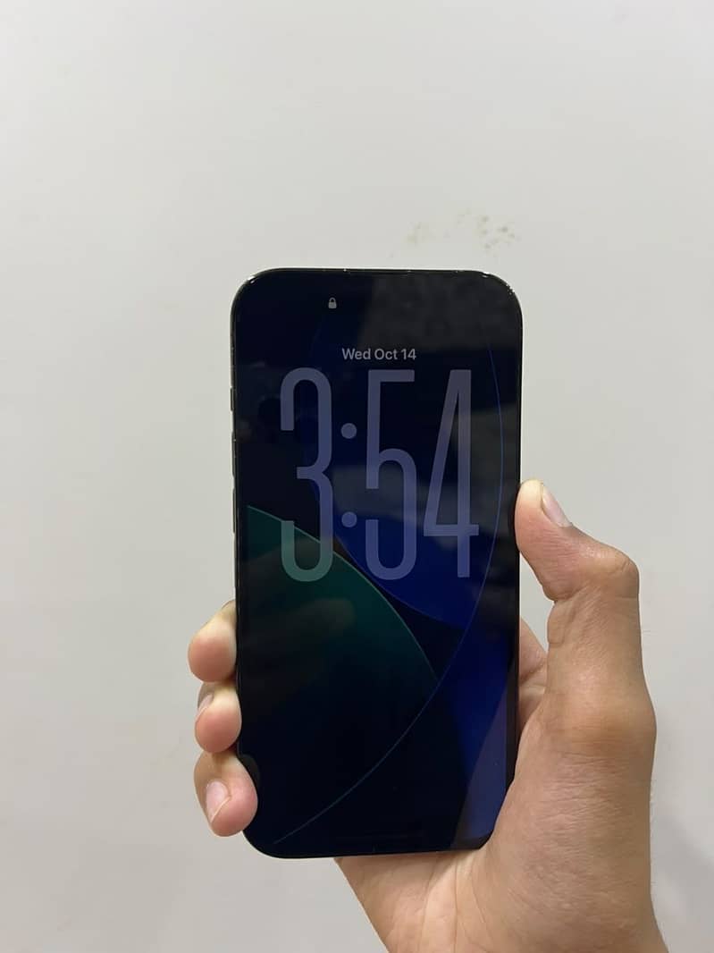 Apple iPhone 14 Pro 1