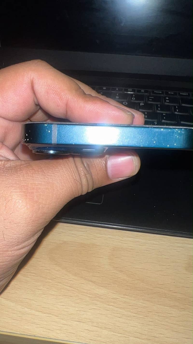 Apple iPhone 14 0