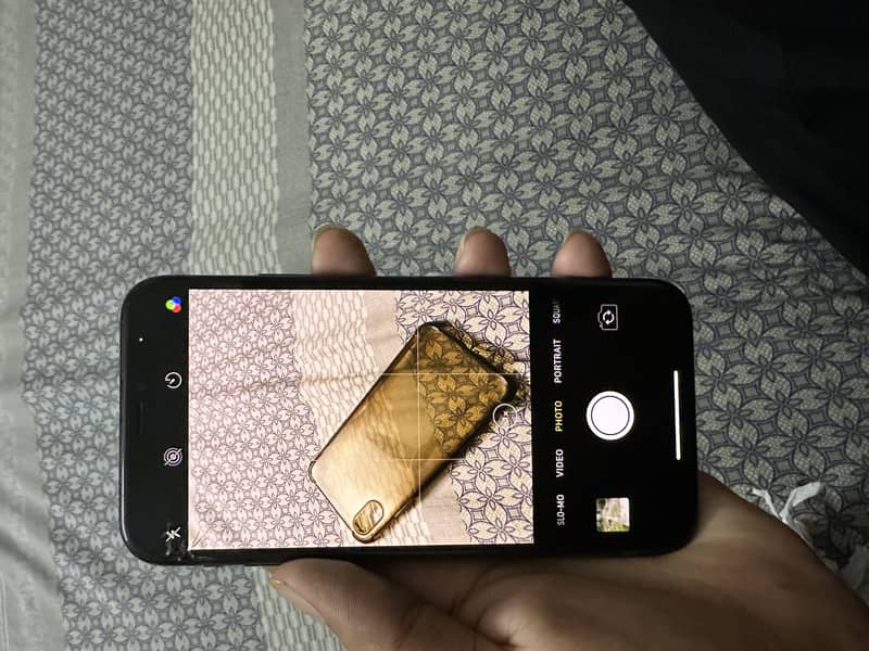 Apple iPhone X 5