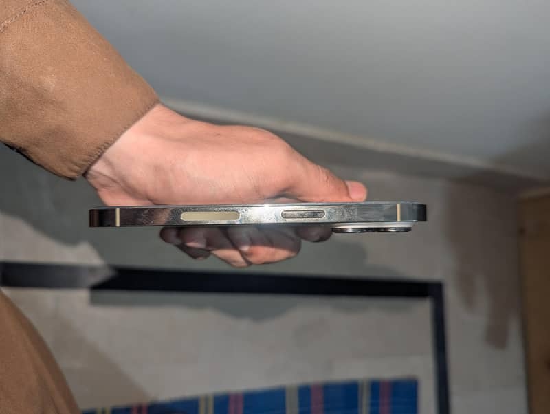 Apple iPhone 14 Pro 7