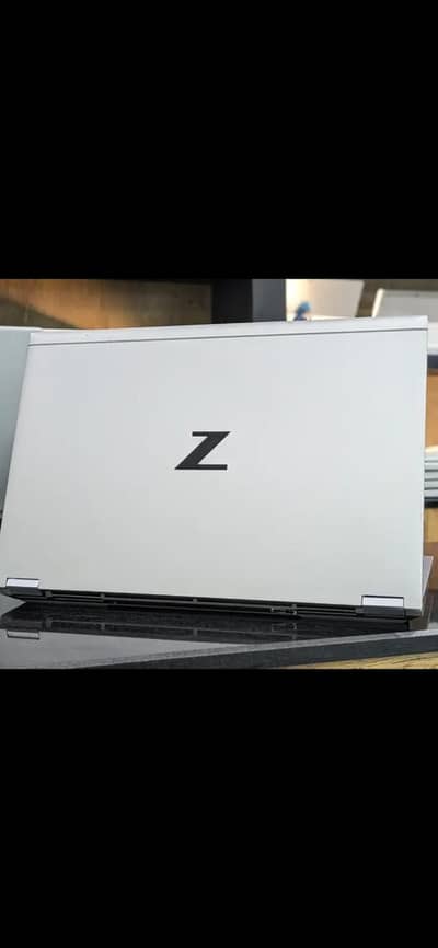 HP Zbook Fury G8