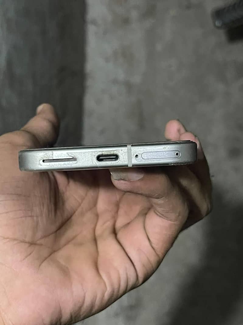 Google Pixel 9 2