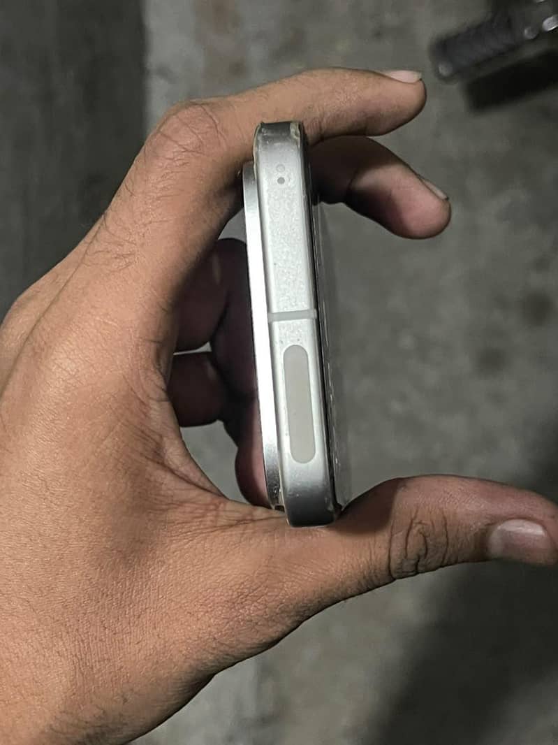 Google Pixel 9 3