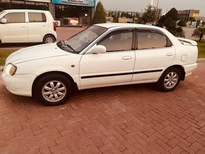 Suzuki Baleno jxl 2005