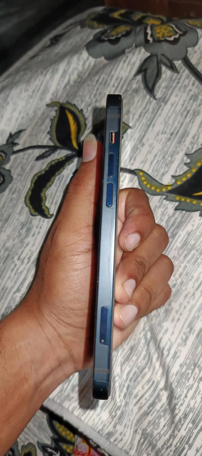 Apple iPhone 12 5