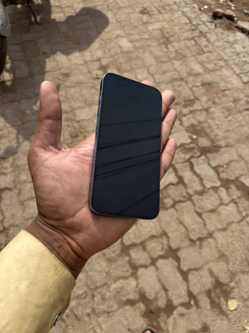 Apple iPhone 13 Pro 4