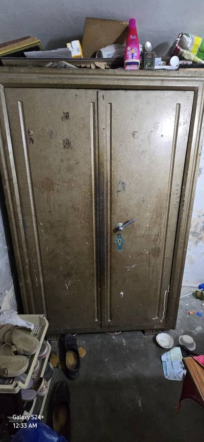 Steel Almari for Sale
