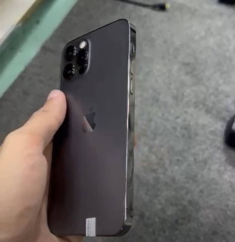 Apple iPhone 12 Pro 2
