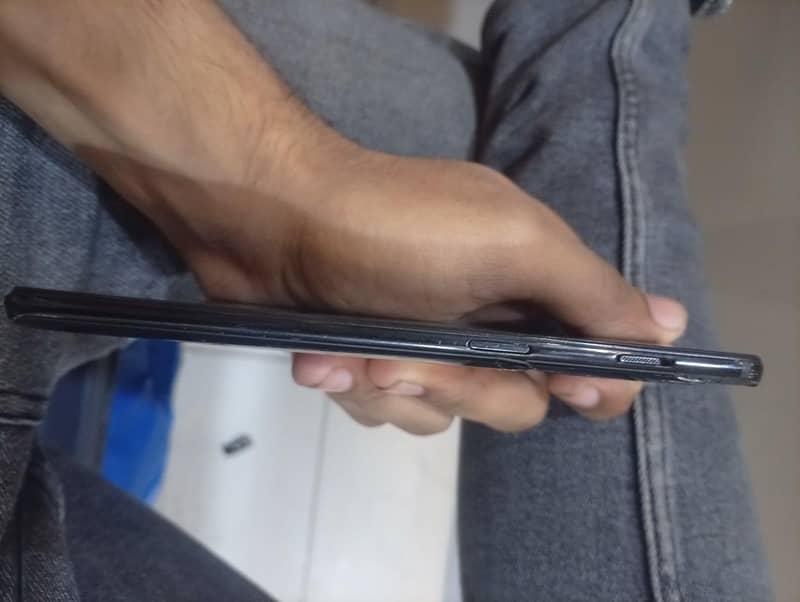 One Plus 6T 3