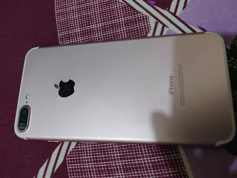 Apple iPhone 7 Plus 1