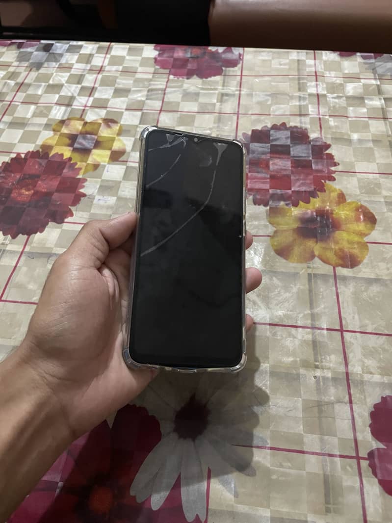 OPPO A16e 1