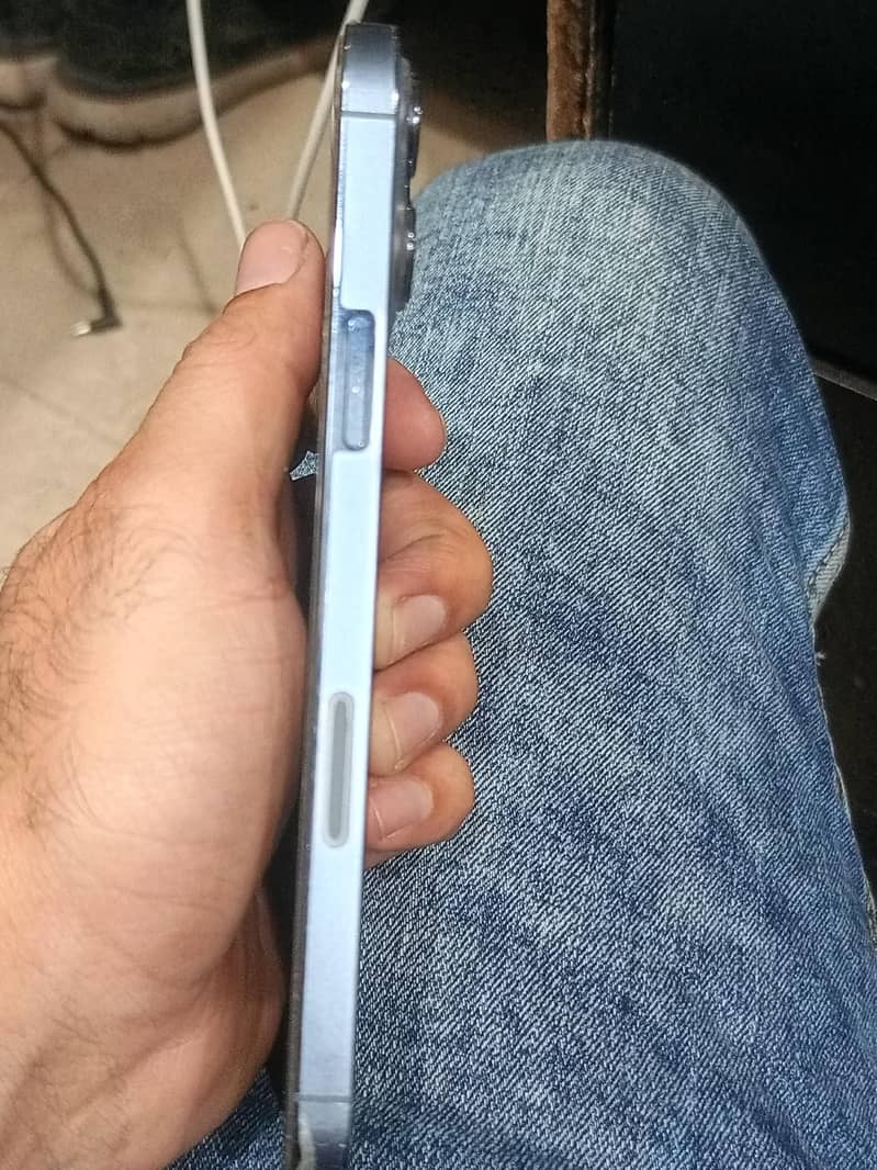 Apple iPhone 13 Pro Max 7