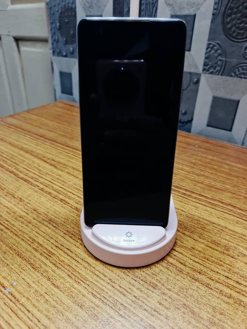 Tecno CAMON 30 10