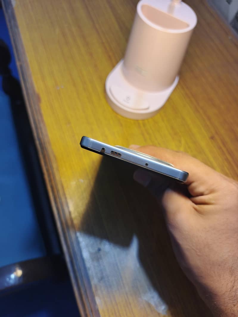 Tecno CAMON 30 11