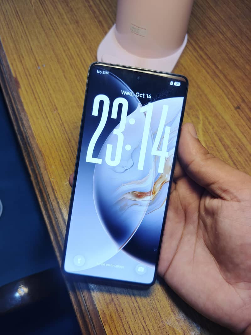 Tecno CAMON 30 16