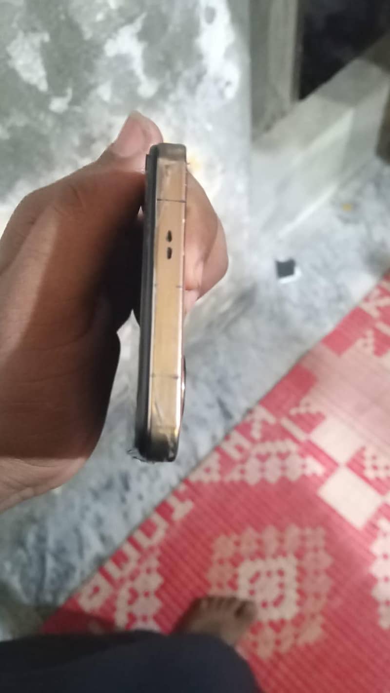 Infinix Note 30 4
