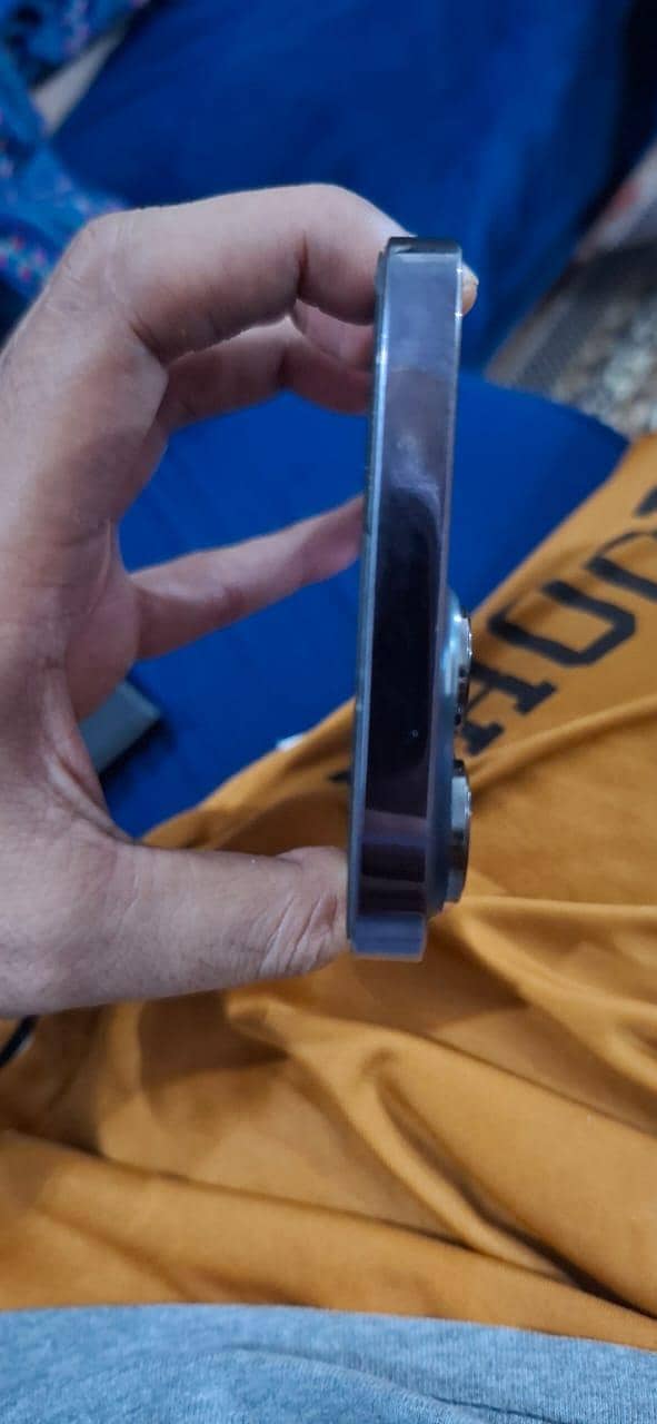 iphone 14 pro max 5