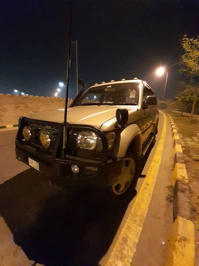 Mitsubishi Pajero 1992
