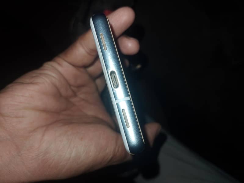 Google Pixel 7a 3