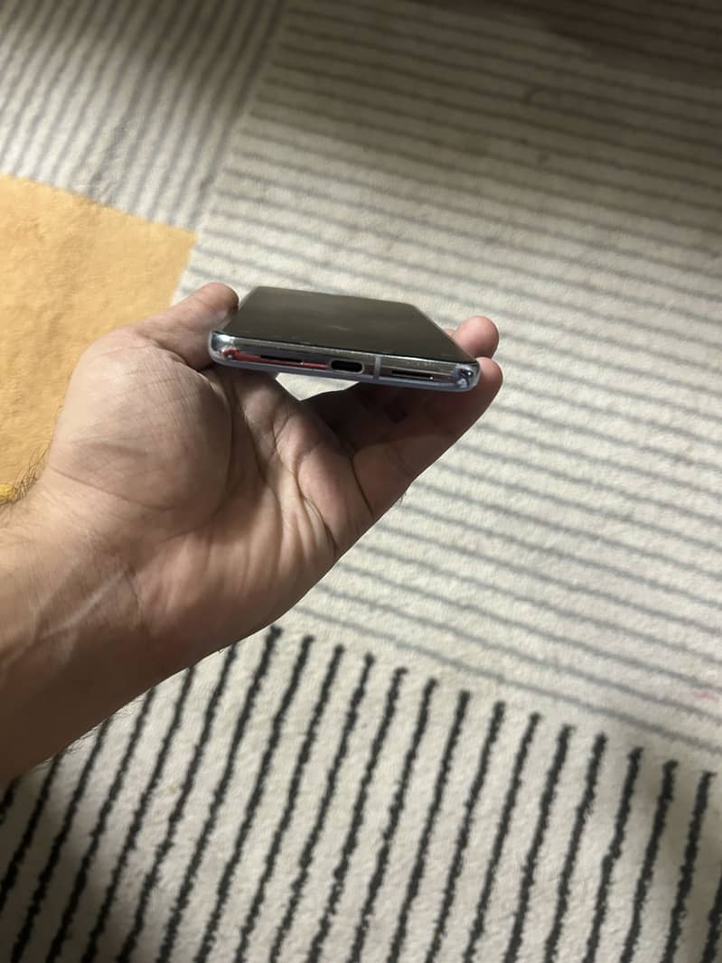 Google Pixel 8 Pro 5