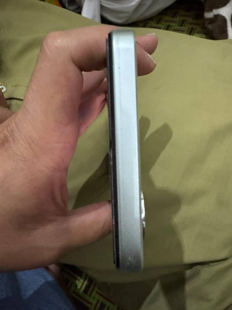 Realme Note 60x 1