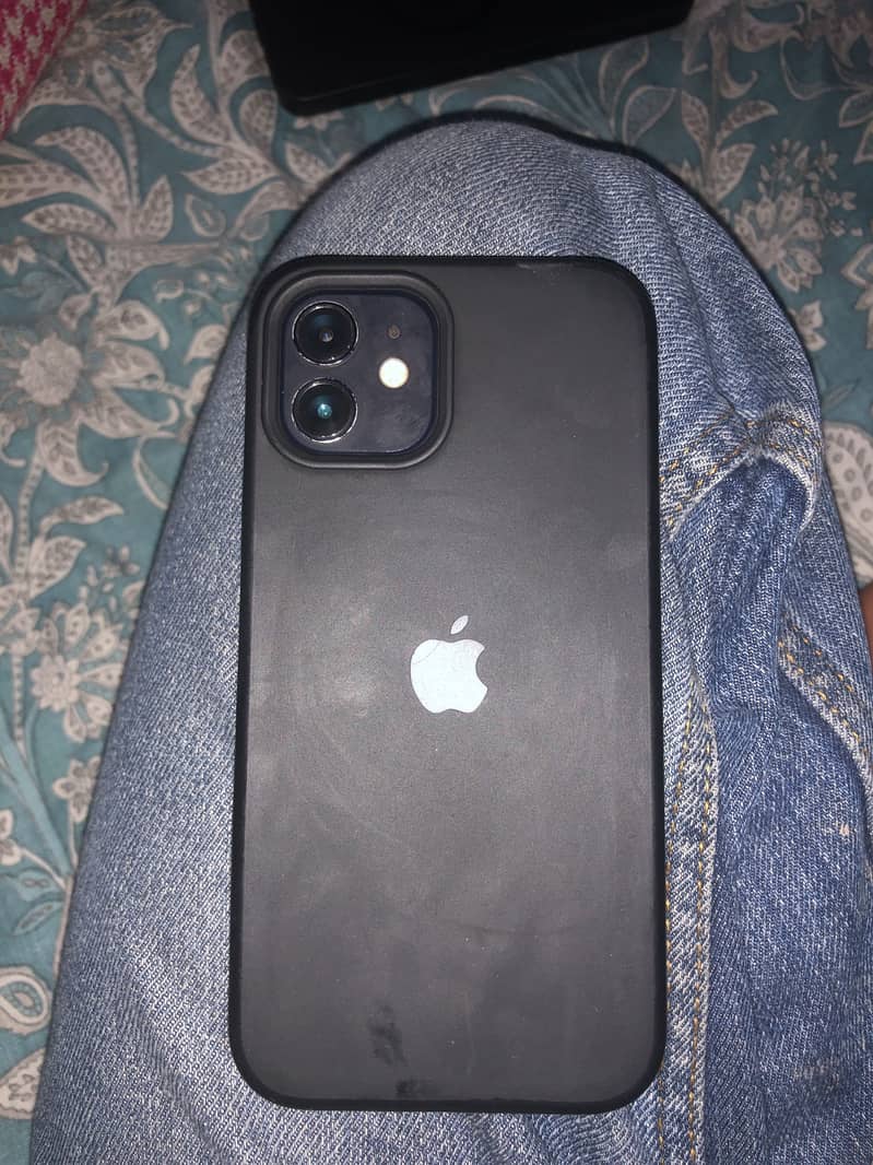 Apple iPhone 12 0