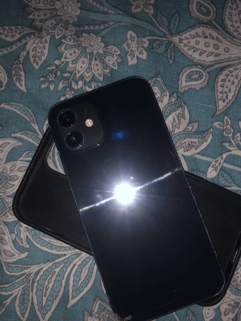Apple iPhone 12 2