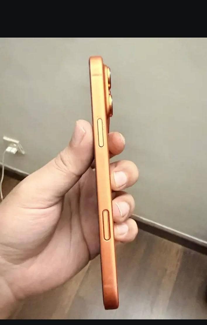 Apple iPhone 17 Pro Max 3