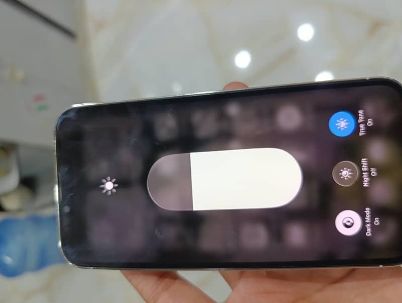 Apple iPhone 13 Pro 4