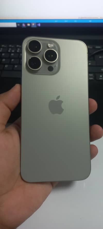 Apple iPhone 15 Pro Max