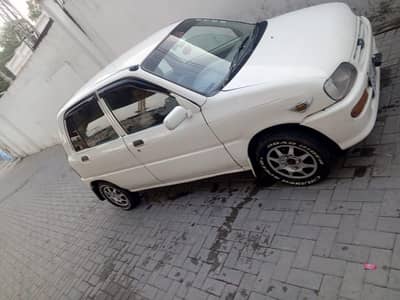 Daihatsu Cuore 2003