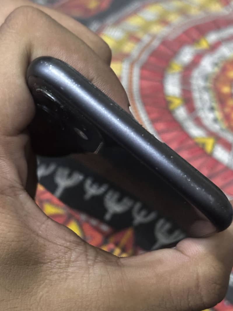 Apple iPhone 11 2